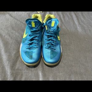 Nike Zoom Hyperdunk 2011 Jeremy Lin Son of Dragon